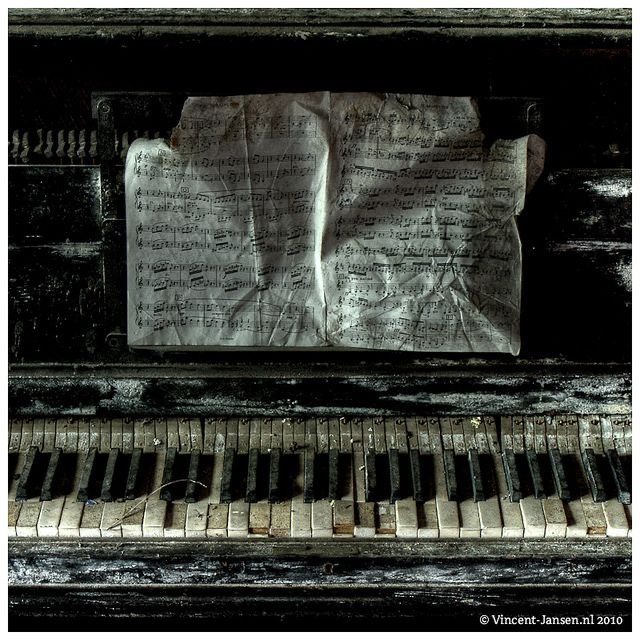 "Dusty Piano" | Gunna Type Beat artwork by beatsbyved