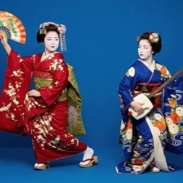 Kimono artwork by 5ive (at0mic)