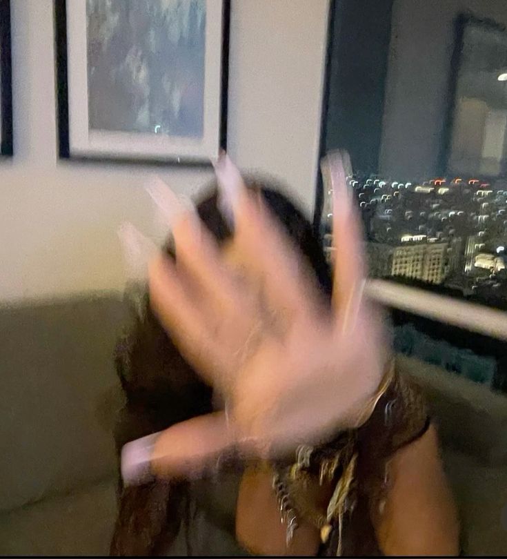 angelscrytoo's profile picture