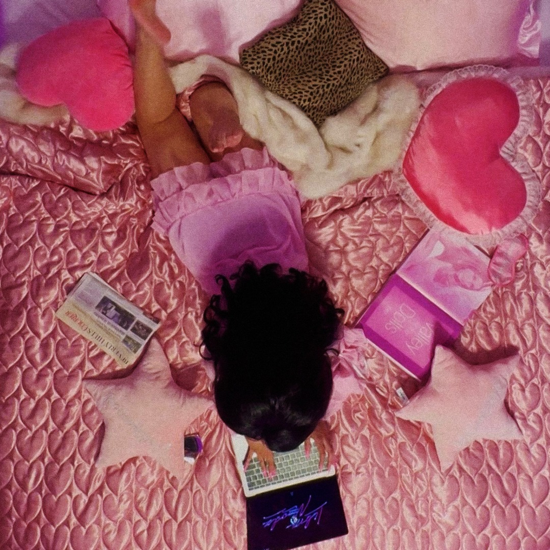 text me back | pinkpantheress artwork by Kabeh