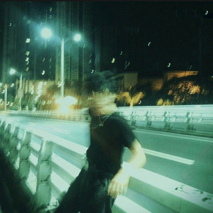 Cloud Ambient Type Beat - Levitate  artwork by StarShore
